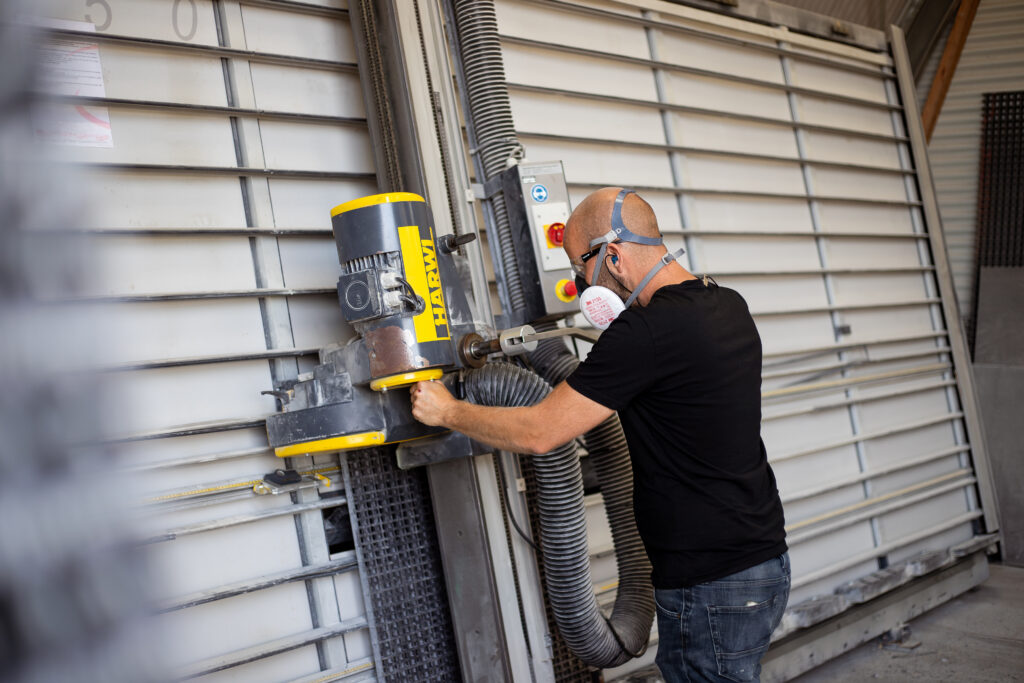 Why choose custom grids? Discover the benefits